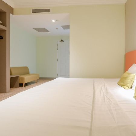 A Hotel Joo Chiat Сингапур Экстерьер фото